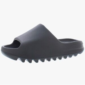 NWT YEEZY SLIDE